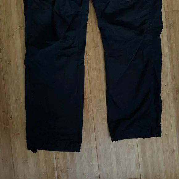 GAP Cargo Pants - Picture 6 of 6